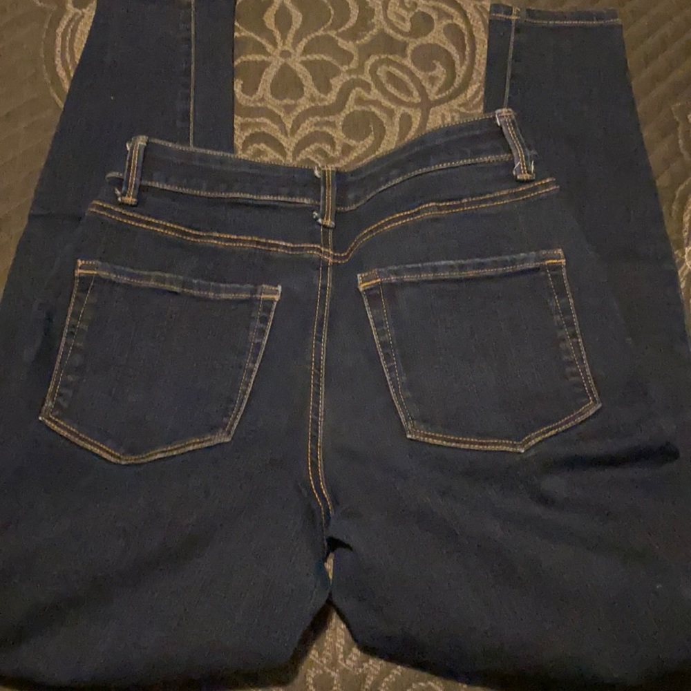 Small dark blue Maurices high rise skinny Jean.